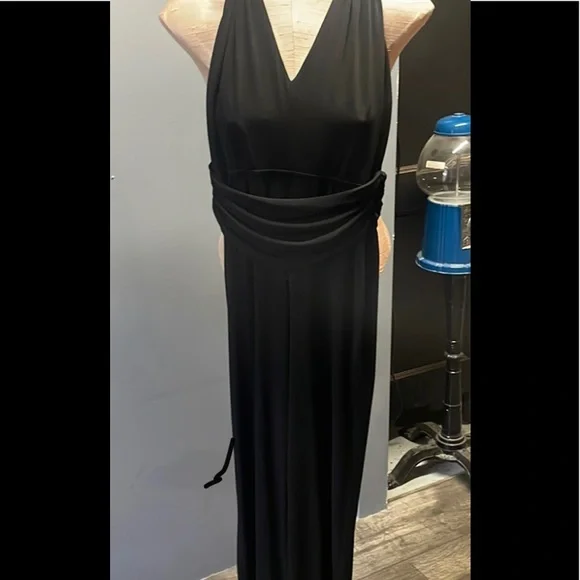 Sexy black paint jumper, open back - Picture 3 of 3